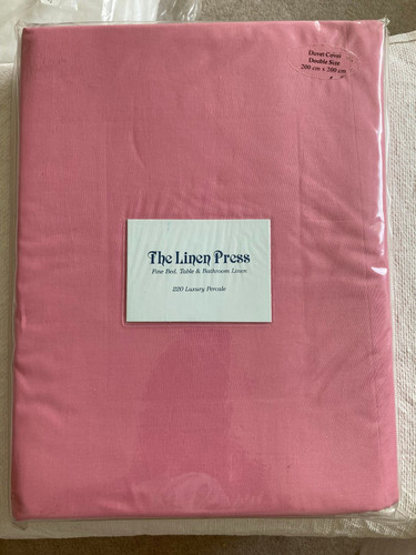 The linen press - 'linen, press'